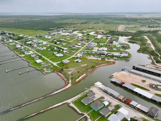 239 Marshall Johnson Ave N, Port Lavaca, TX 77979