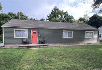 321 Ridge Rd, Charlestown, IN 47111