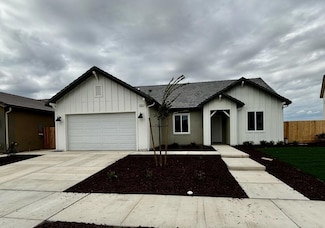 3025 22nd Ave, Kingsburg, CA 93631