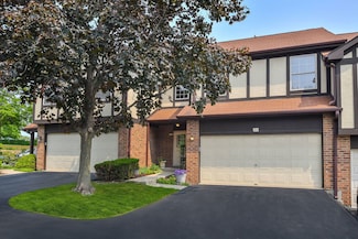 204 Stoneybrook Ln, Bloomingdale, IL 60108