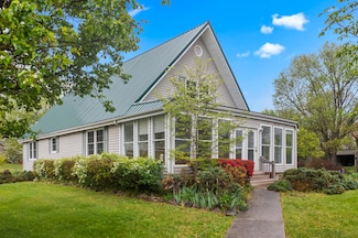1170 Redcliff Way, Newport, TN 37821