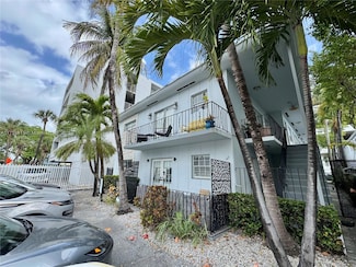 1611 West Ave Unit 15, Miami Beach, FL 33139
