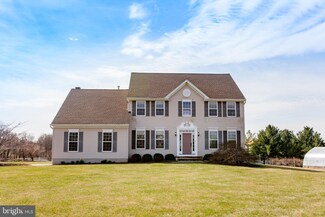 39 Music Mountain Blvd, Lambertville, NJ 08530