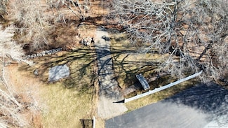 17 Old Stonington Rd, Stonington, CT 06378