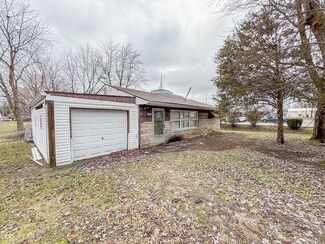2948 Kristen Dr E, Indianapolis, IN 46218