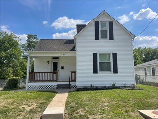120 Gilbert St, Swansea, IL 62226