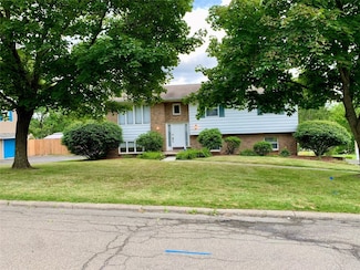 1026 Autumn Dr, Endicott, NY 13760