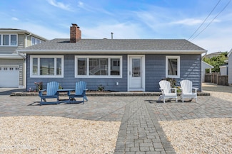5 Dover Ave, Lavallette, NJ 08735