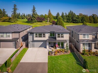 423 Rockefeller Ave, Everett, WA 98201