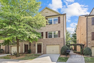 225 Lincoln St, Charlotte, NC 28203