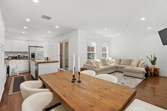 26 Orange Blossom Cir, Ladera Ranch, CA 92694