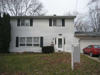 36412 N Douglas Terrace, Gurnee, IL 60031