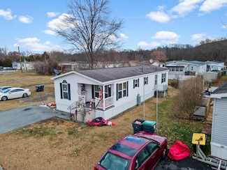 160 Democracy Ln, Washingtonville, NY 10992