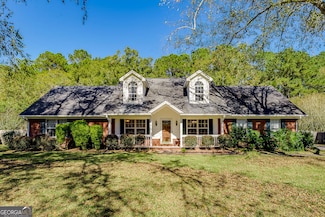 387 Sandhurst Dr, Richmond Hill, GA 31324