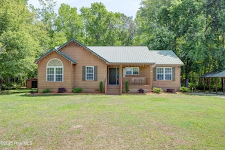 1814 U S 117, Burgaw, NC 28425