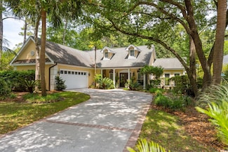81 Prestwick Dr, Pawleys Island, SC 29585