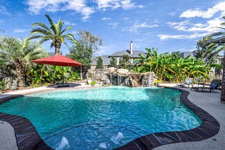 1412 Cabot Lakes Dr, League City, TX 77573