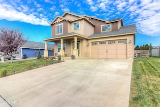 703 Summit Ave, Moxee, WA 98936