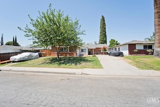 3712 Wood Ln, Bakersfield, CA 93309