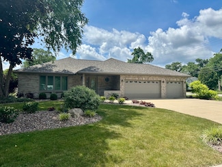 4949 141st St, Crestwood, IL 60445