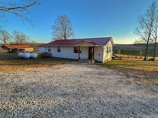 1479 County Road 972, Compton, AR 72624