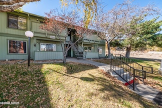 3953 Clear Acre Ln Unit 305, Reno, NV 89512