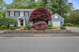 142 Montrose Ave, Wakefield, MA 01880