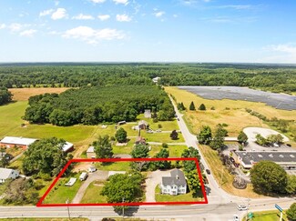 69 County St, Berkley, MA 02779