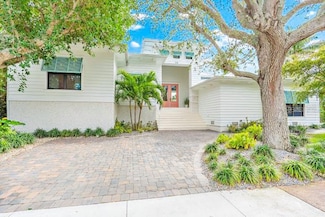 328 Monroe Dr, Sarasota, FL 34236
