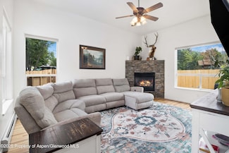 24 Lupine Ln, Parachute, CO 81635