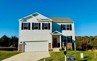 111 Rolling Ridge Ct, Staunton, VA 24401