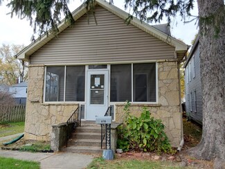 616 Main St, Hobart, IN 46342