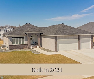 3340 2nd St E, West Fargo, ND 58078