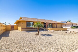 9513 W Cottonwood Dr, Sun City, AZ 85373