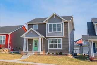 503 N Division St, Waunakee, WI 53597
