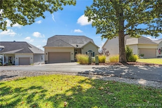 6 Buckingham Ct, Camdenton, MO 65020