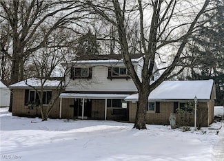 632 Center Rd, Akron, OH 44319