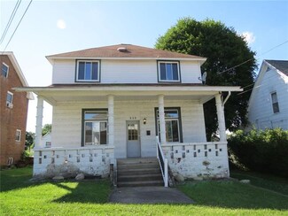 939 Park St, California, PA 15419