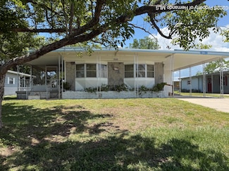 12311 Thomason St, Brooksville, FL 34613