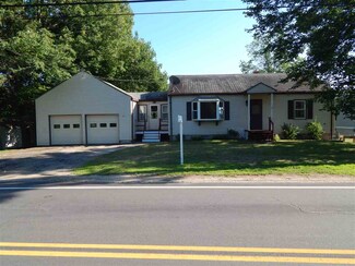 575 Silver St, Rollinsford, NH 03869