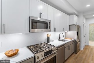 1229 King St Unit 201, Alexandria, VA 22314