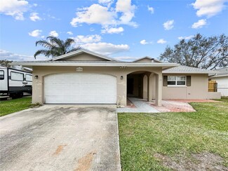 5700 Venetian Blvd NE, Saint Petersburg, FL 33703