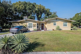 1641 Meadowbrook Ave, Lakeland, FL 33803