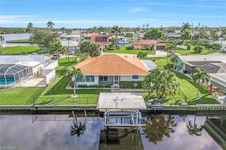 2199 Santiago Ave, Fort Myers, FL 33905
