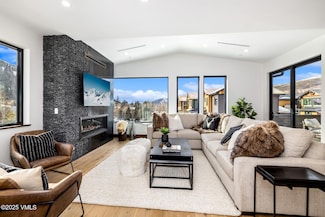 155 Goldfinch Ln Unit 3D, Avon, CO 81620