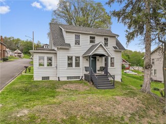 529 Duss Ave, Rochester, PA 15074