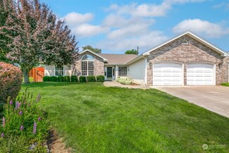 816 N 49th Ct, Yakima, WA 98908