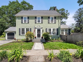 56 Allen Cir, Milton, MA 02186