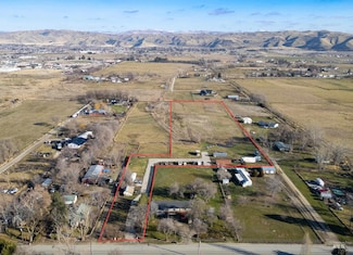 2412 S Mill Rd, Emmett, ID 83617