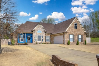 44 Christmas Dr, Atoka, TN 38004